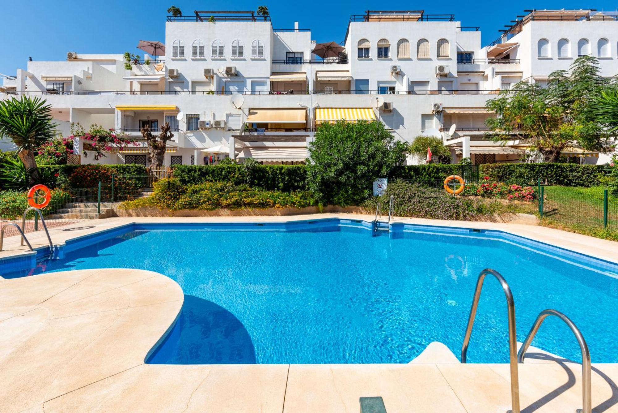 Silvia Apartment Torremolinos Exterior photo